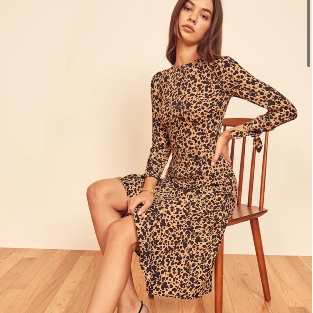 Reformation Port Dress Blitz Print Midi w/low front slit and tie dleeve Size 6